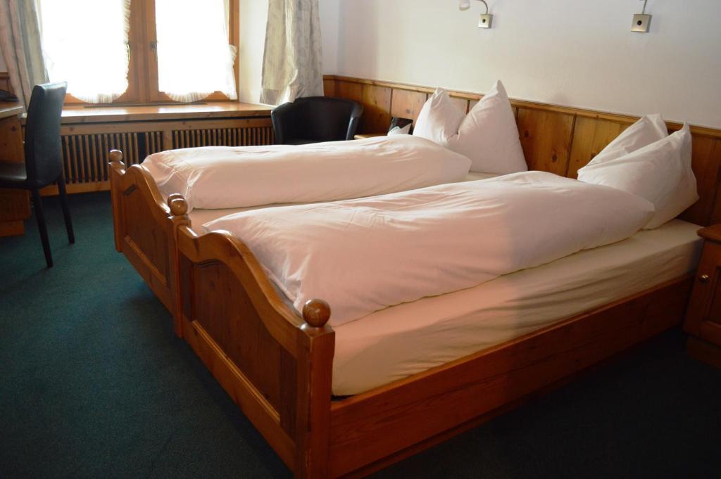 Hotel Zum Kreuz アーラウ 部屋 写真