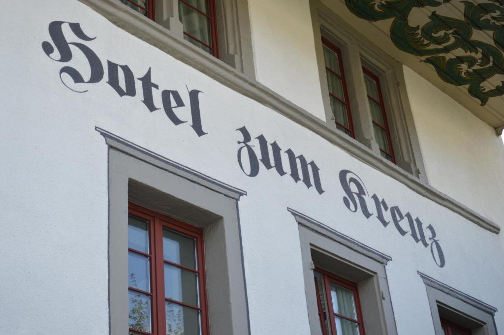 Hotel Zum Kreuz アーラウ エクステリア 写真