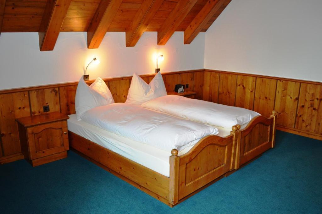 Hotel Zum Kreuz アーラウ 部屋 写真